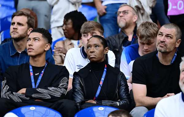 贝林厄姆父亲赛后通道内情绪爆发，多特总监凯尔划定家属禁区